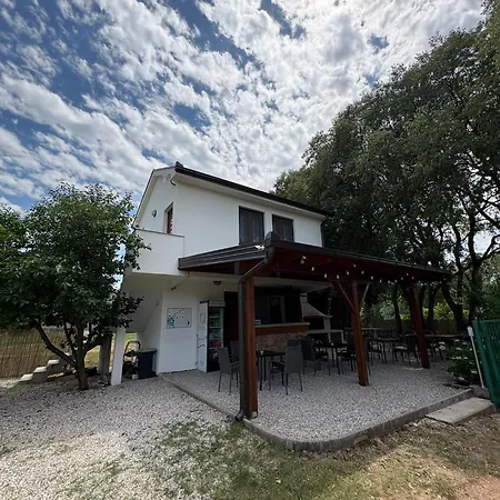 Apartman Kolo-m *